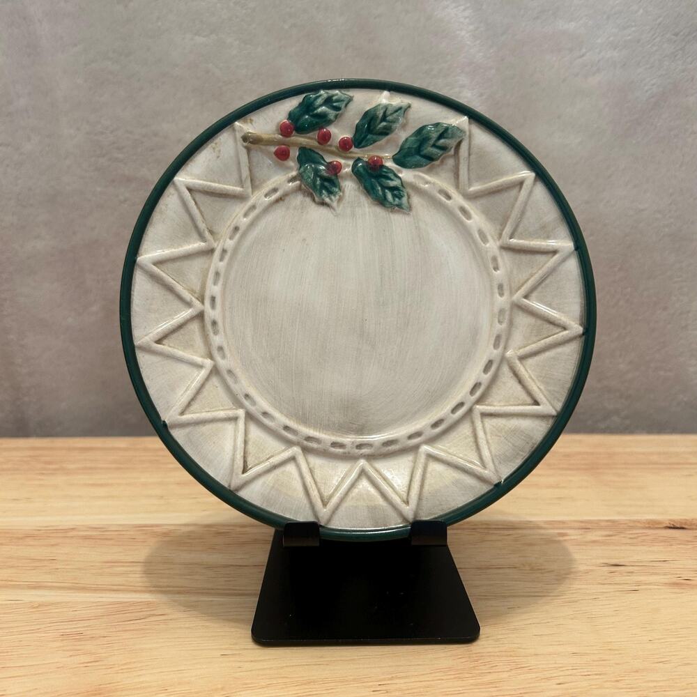SET OF 4 — Vintage World Market Holly Berry Salad Plates 6"